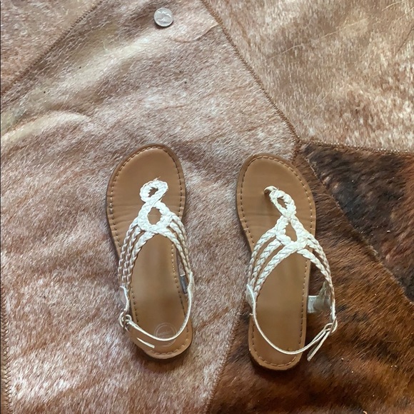 Sandals - Picture 1 of 4